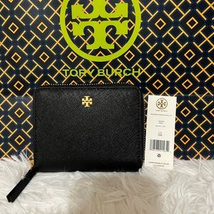 NWT Authentic Tory Burch Emerson Medium Wallet Black